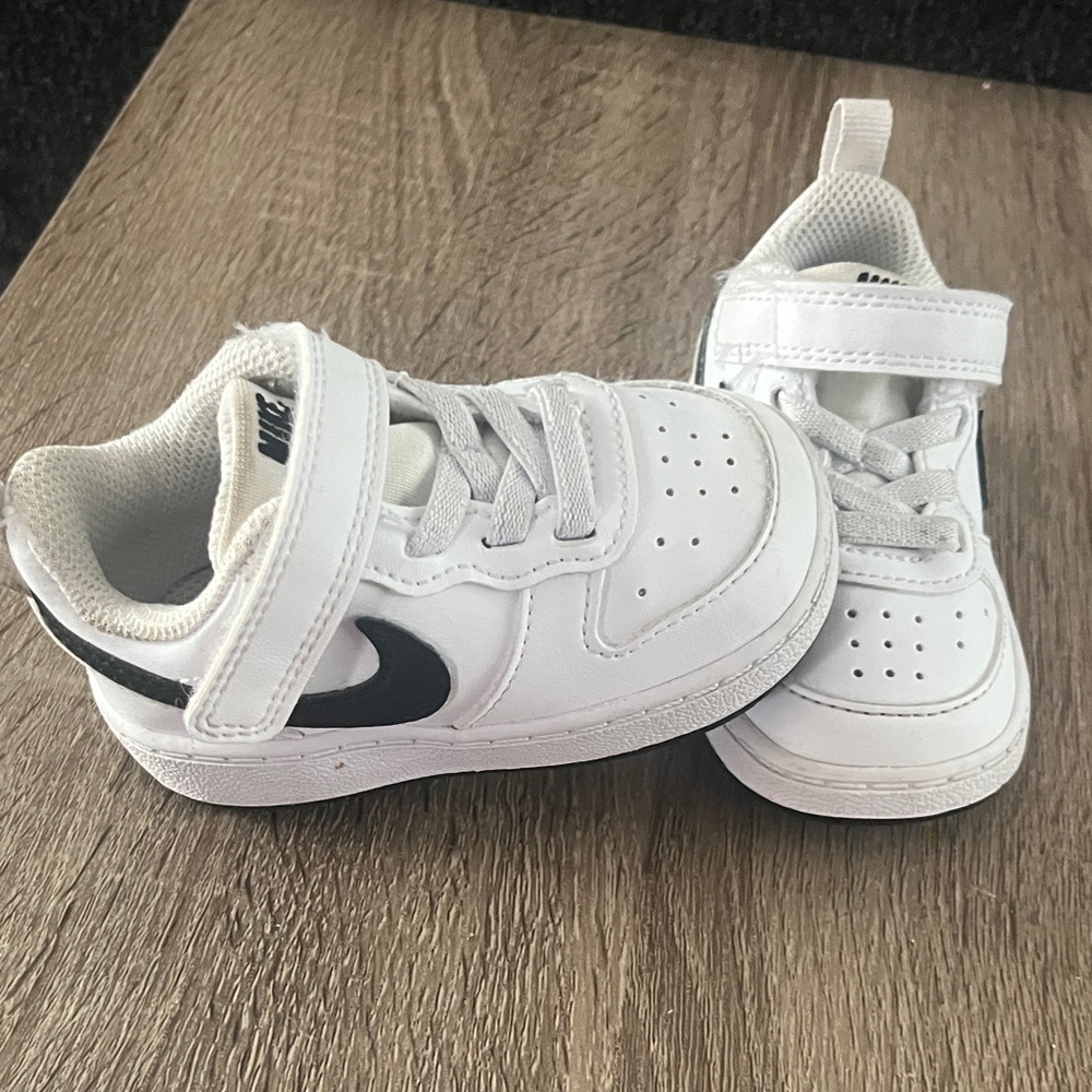 Nike Kids White and Black Velcro Sneakers